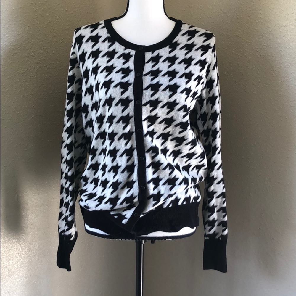 Buttoned down Cardigan Sweater